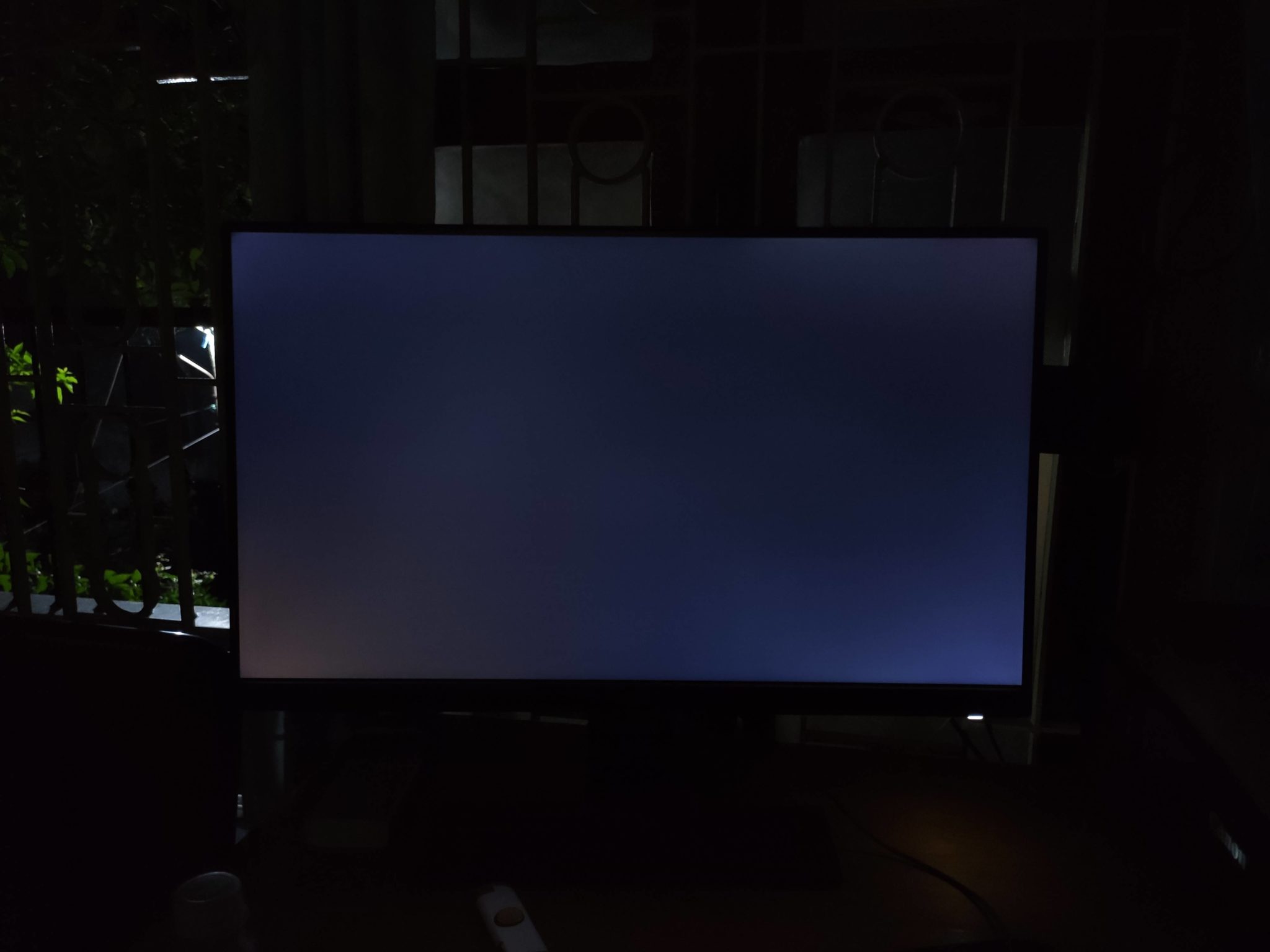 What Is Backlight Bleeding And How To Fix It?